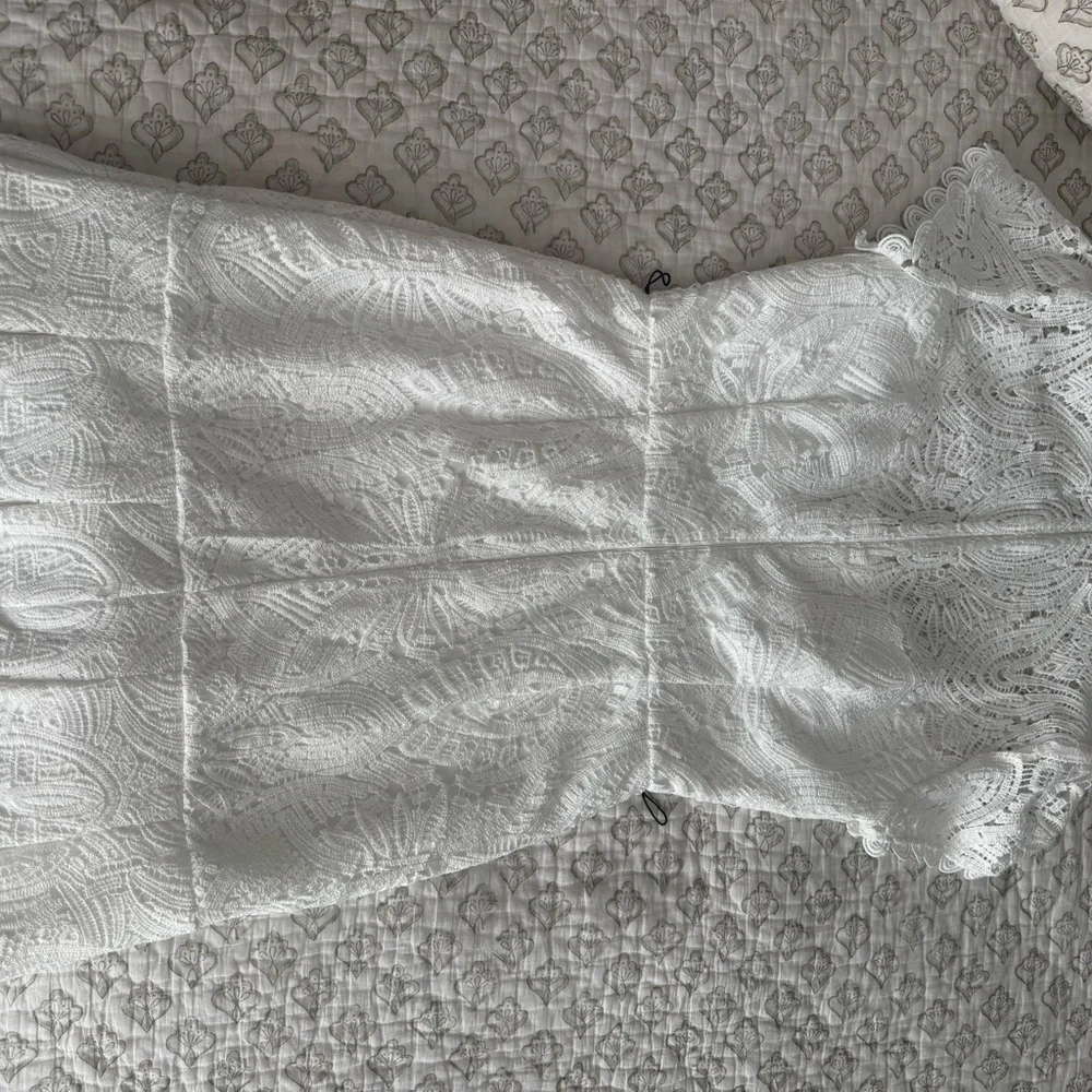 White House Black Market Lace white dress - Picture 9 of 9